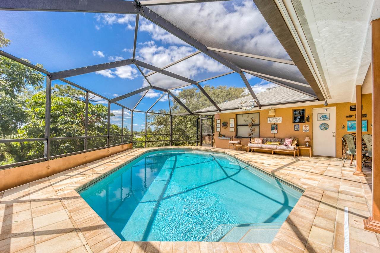 1226 Oceanview Circle - Photo 1
