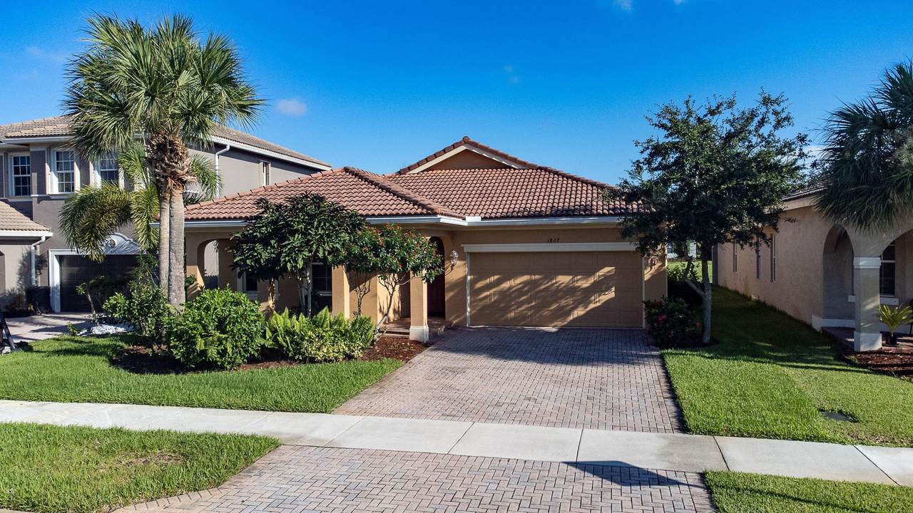 1827 Jamesport Drive - Photo 1