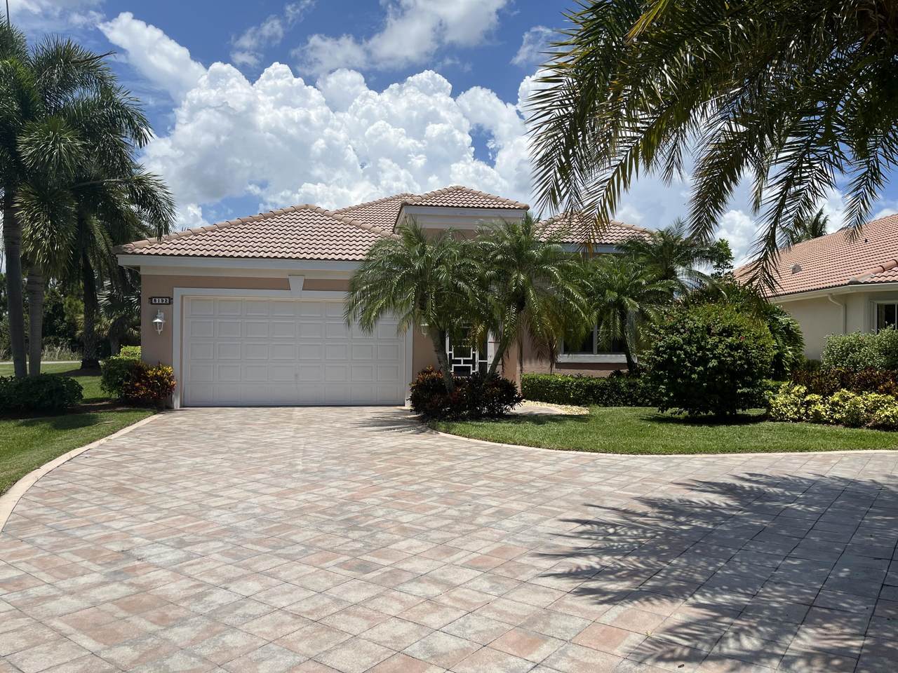 8192 Spyglass Drive - Photo 1