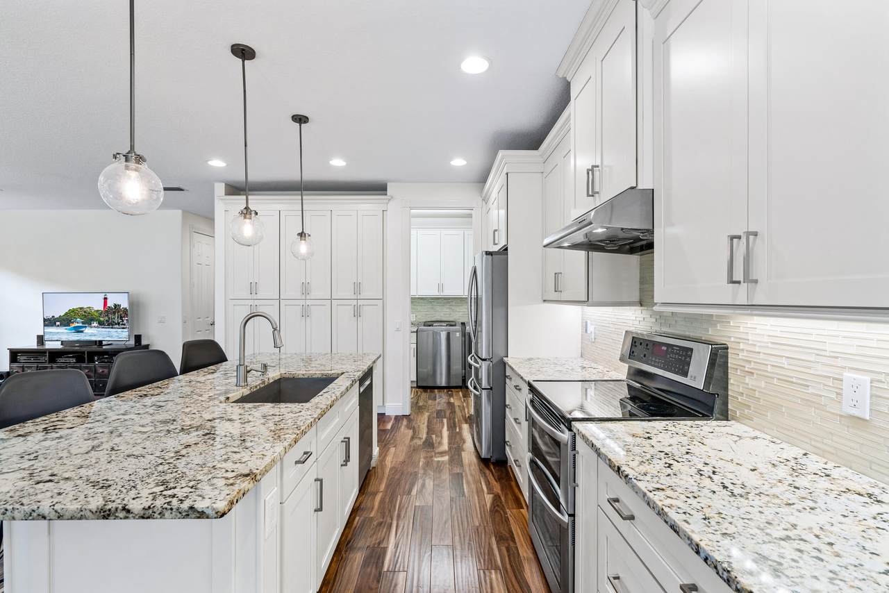 4011 Community Drive - Photo 1