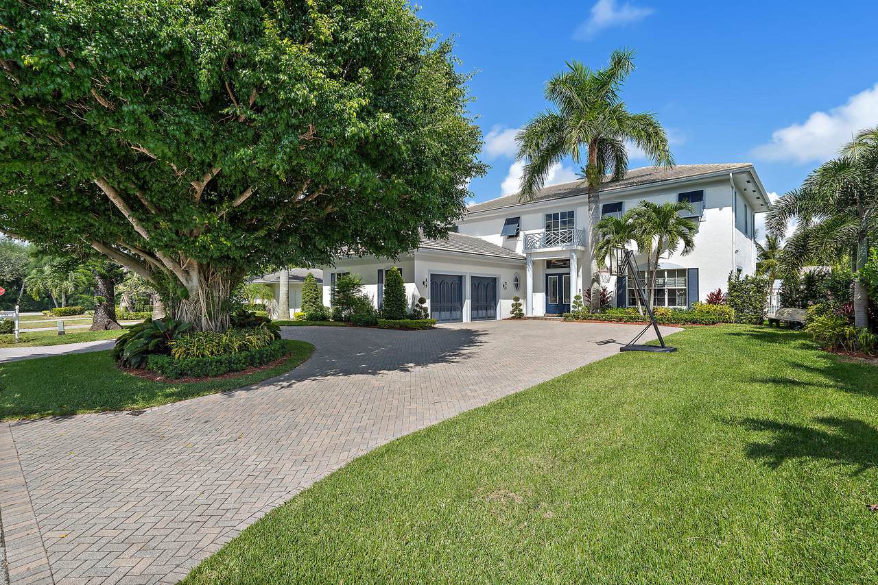 7 Tradewinds Circle - Photo 1