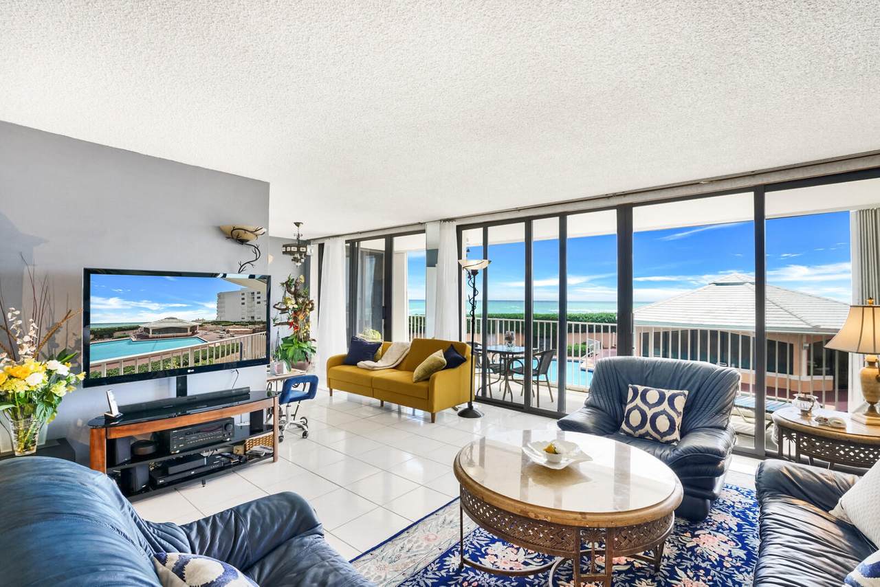 3590 Ocean Boulevard - Photo 1