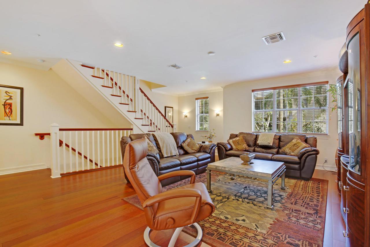 335 Mallory Circle - Photo 1