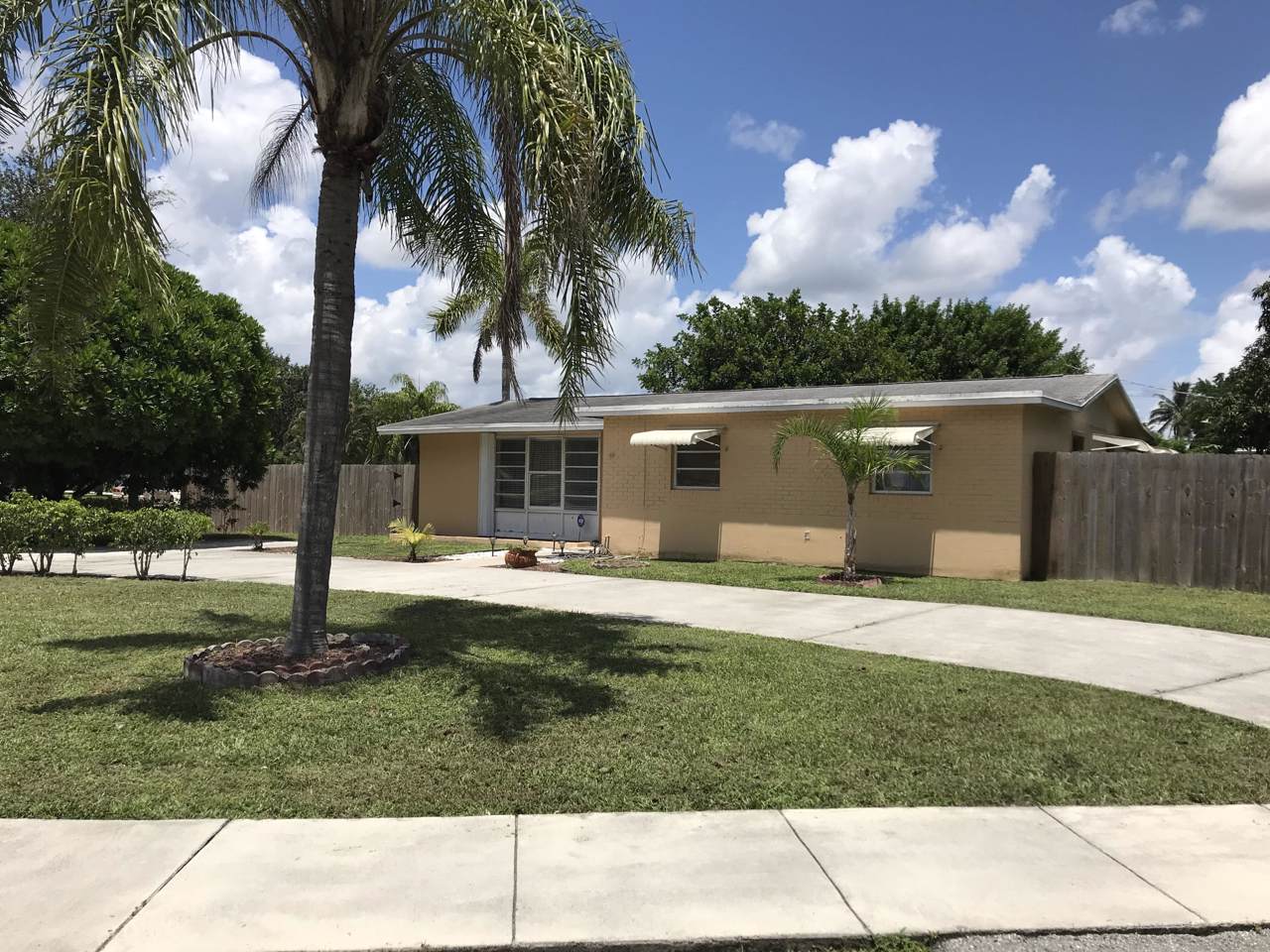 712 Royal Palm Beach Boulevard - Photo 1