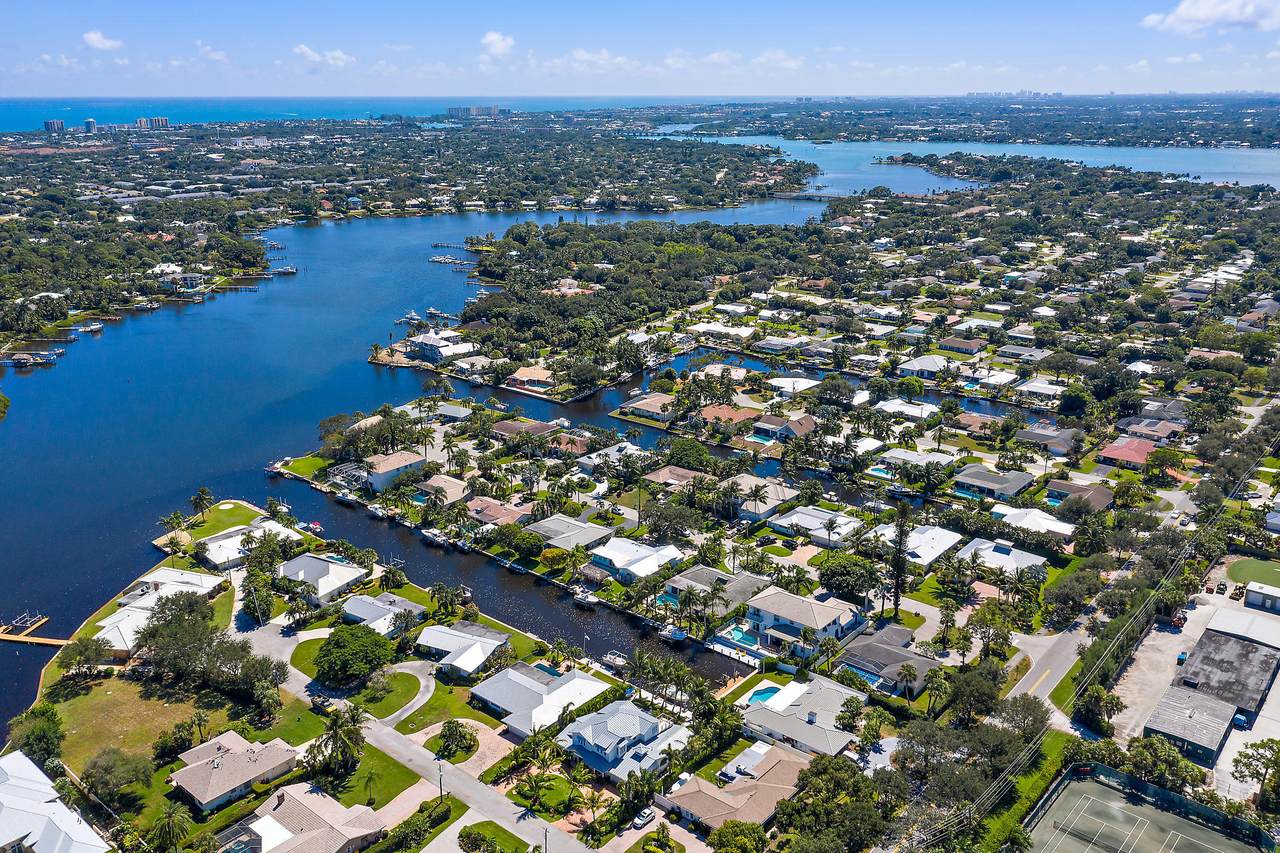 7 Tradewinds Circle - Photo 1