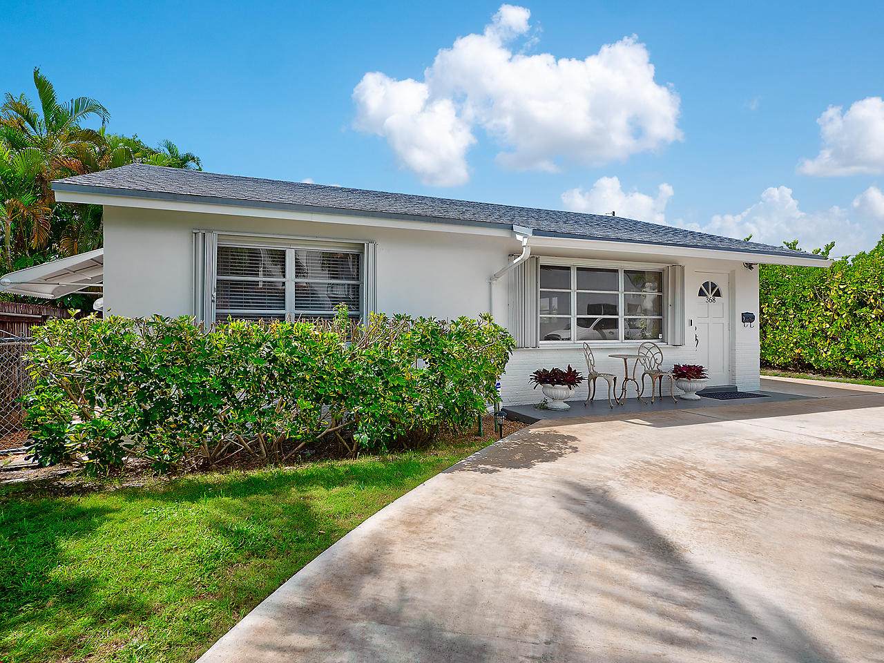 368 Plymouth Road - Photo 1