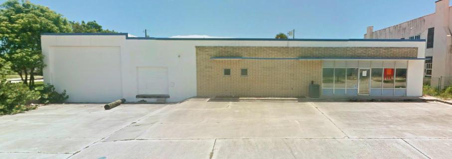 602 5th Street - Photo 1