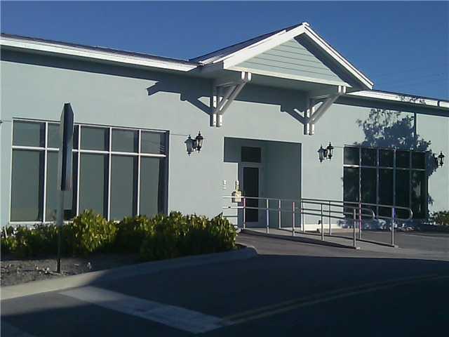 272 Hillsboro Boulevard - Photo 1