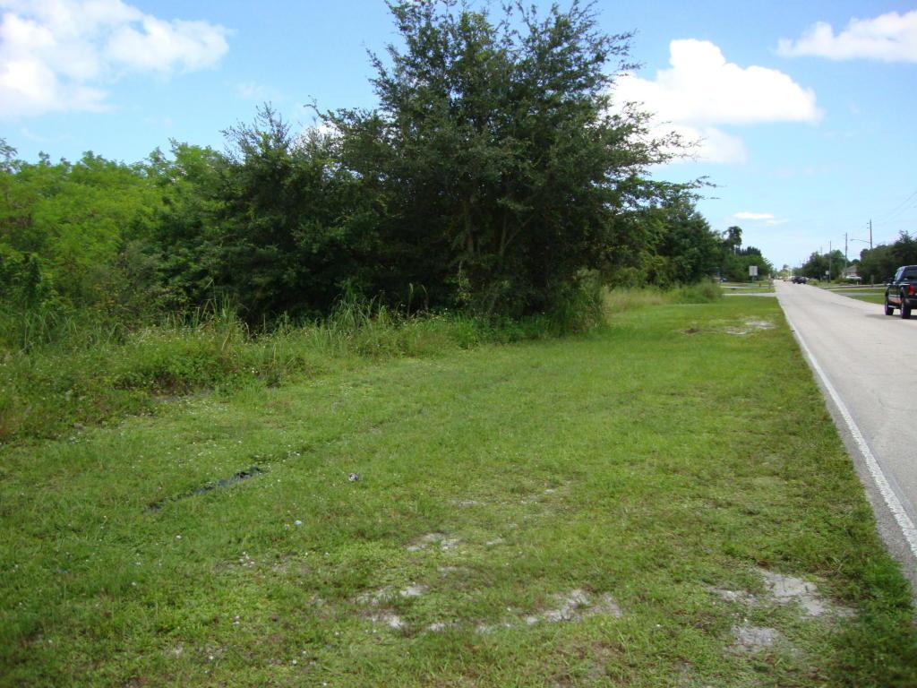 115 Oakridge Drive - Photo 1