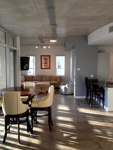 365 6th Avenue - Photo 1