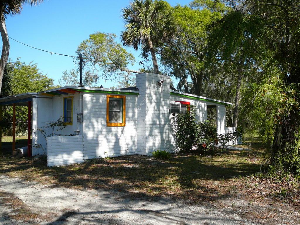 3490 Orange Avenue - Photo 1