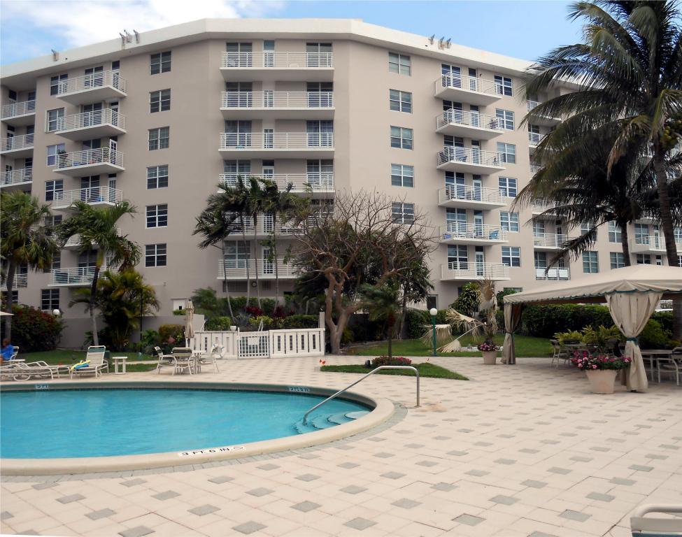 2851 Ocean Boulevard - Photo 1