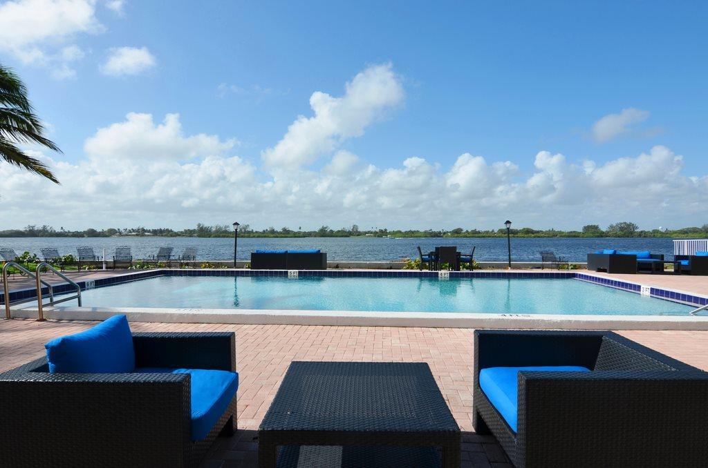 2560 Ocean Boulevard - Photo 1