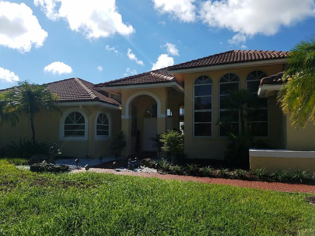 10431 Stonebridge Boulevard - Photo 1