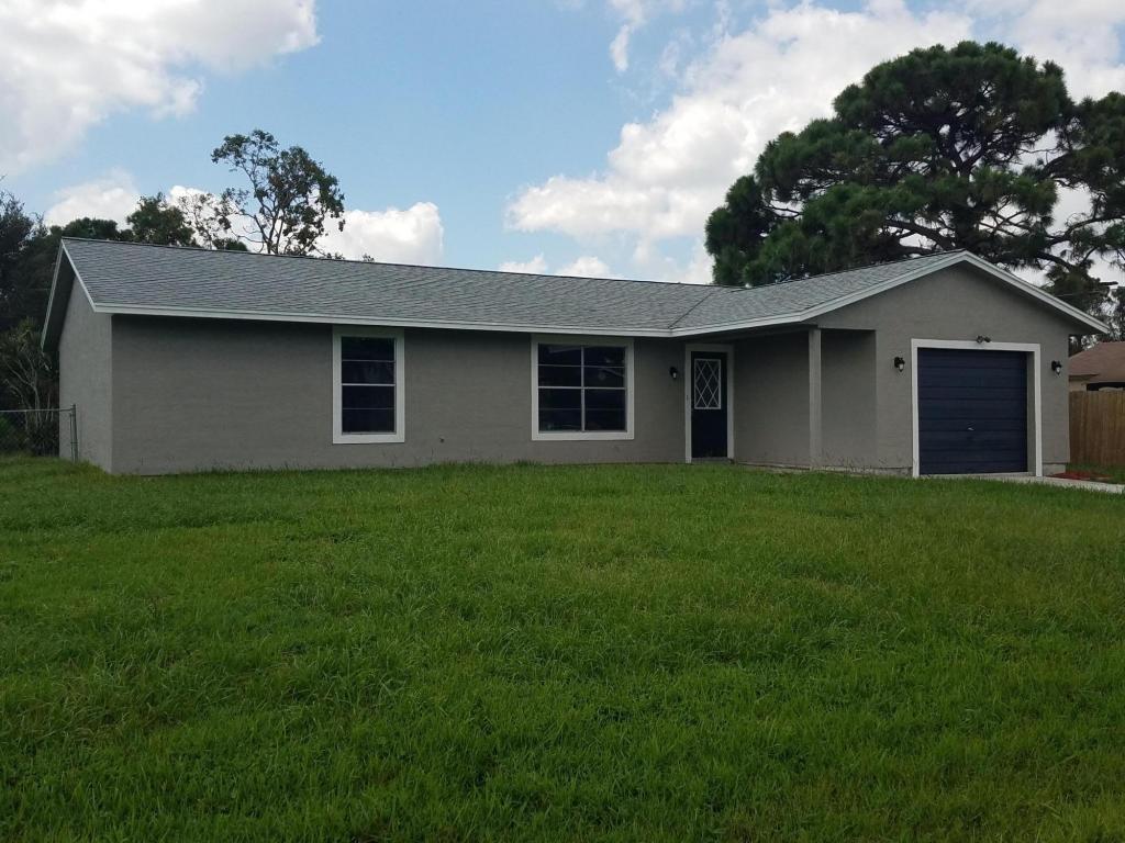 2110 Brisbane Street - Photo 1