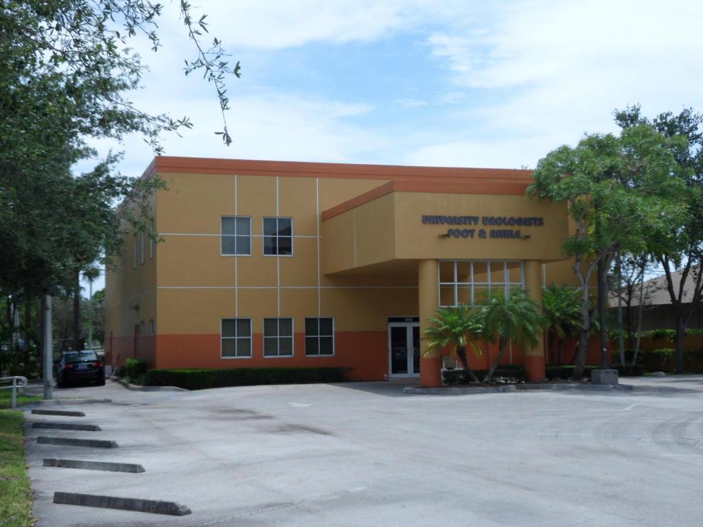 4889 Congress Avenue - Photo 1