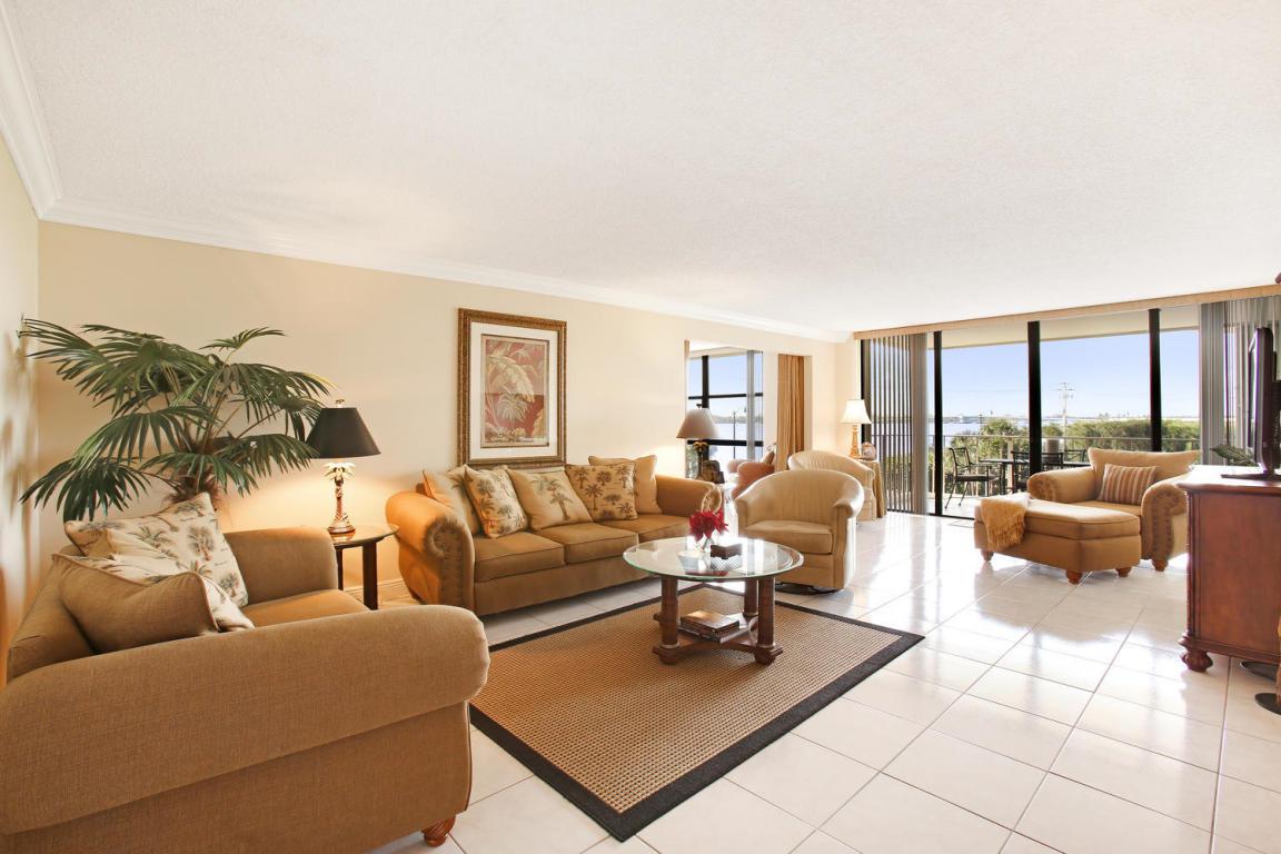 3200 Ocean Boulevard - Photo 1