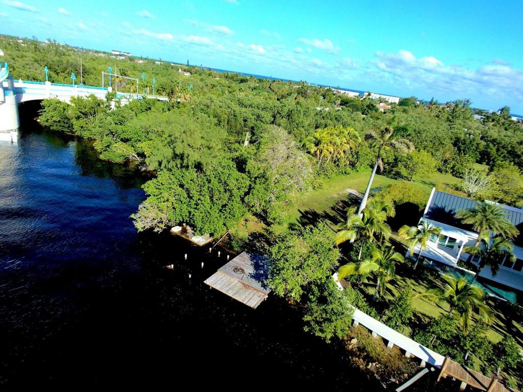 24 Hudson Avenue - Photo 1