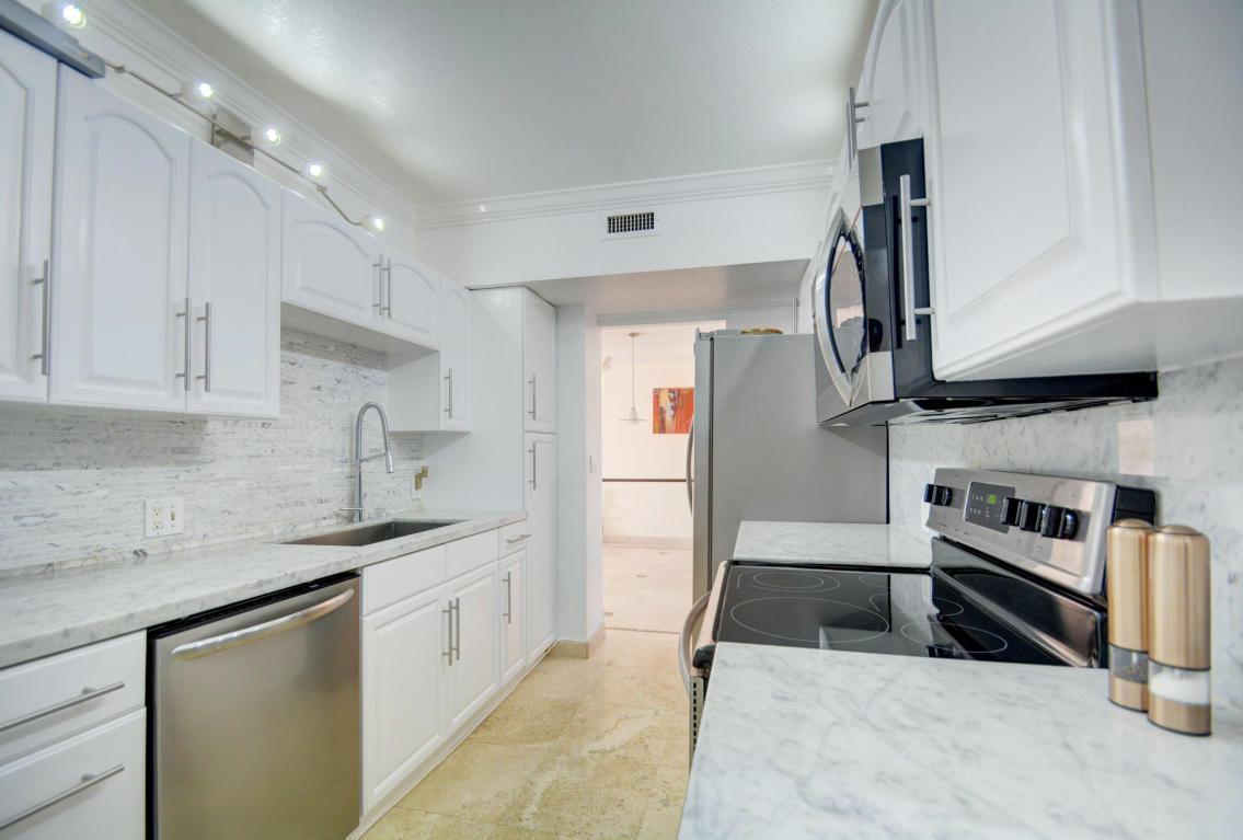 4200 Hillcrest Drive - Photo 1