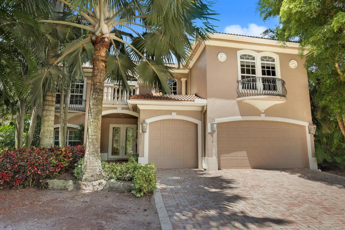 8927 Oakland Hills Drive - Photo 1