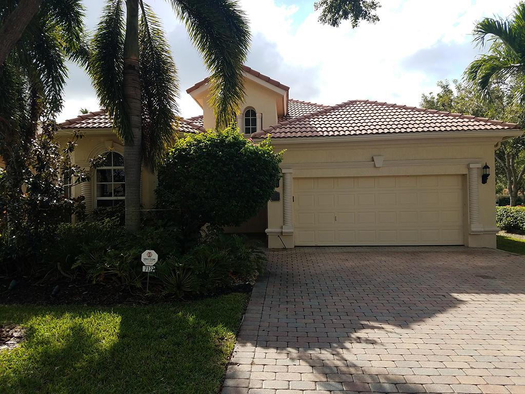7122 Veneto Drive - Photo 1