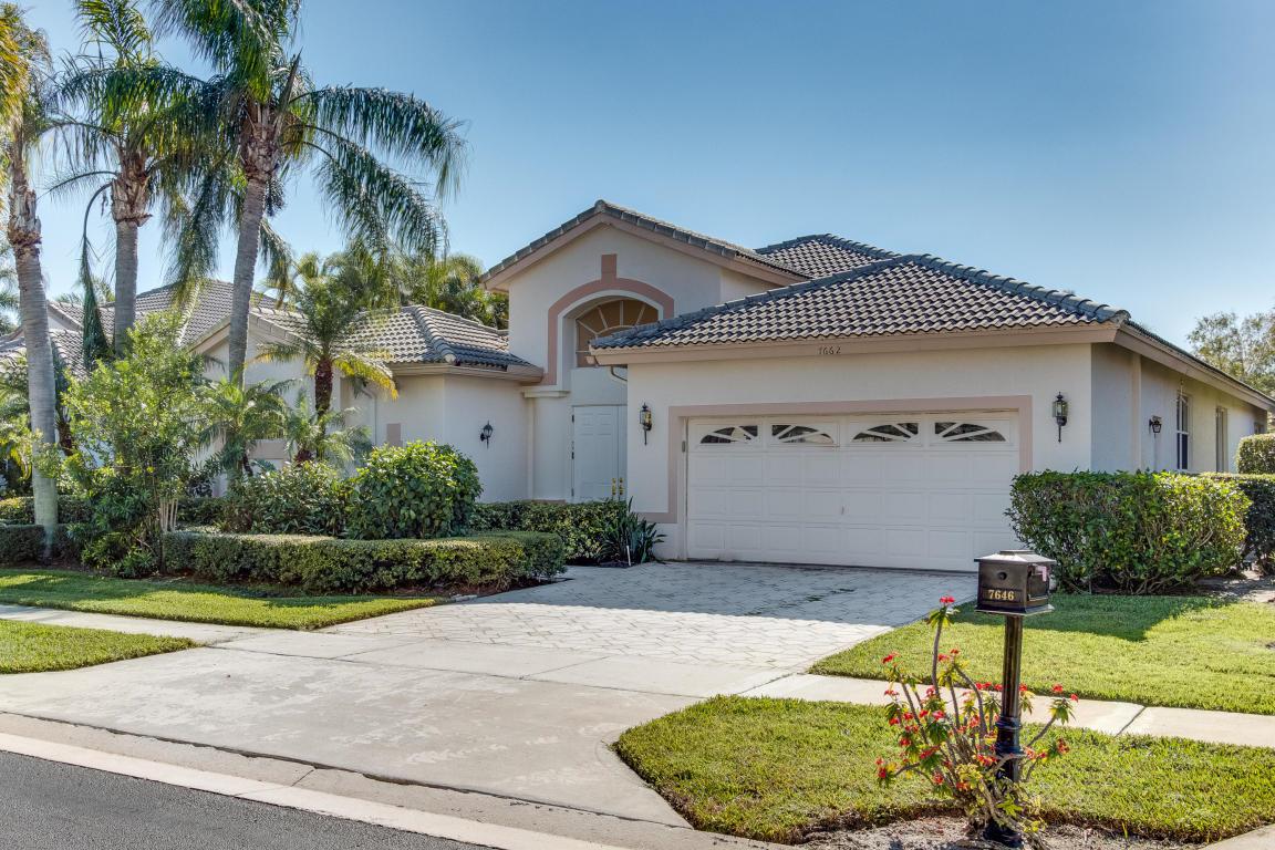 7662 La Corniche Circle - Photo 1