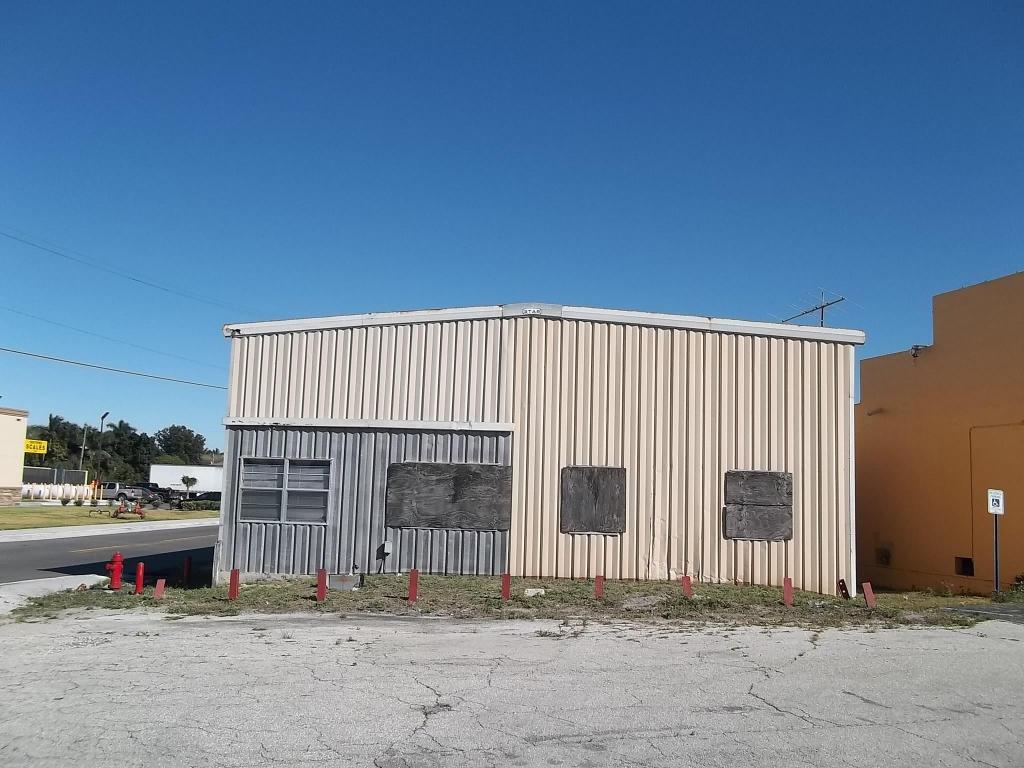 401 1st Street - Photo 1