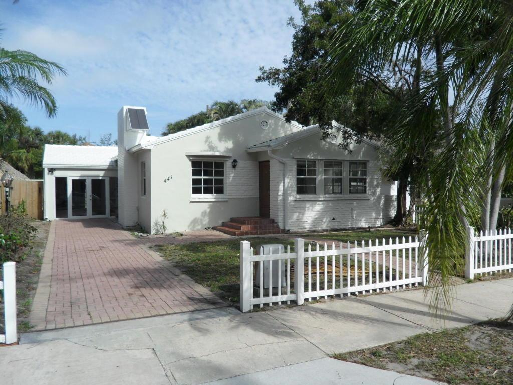 441 32nd Street - Photo 1