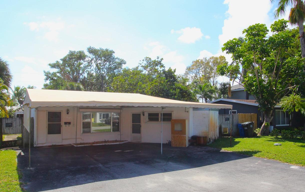 1556 36th Street - Photo 1