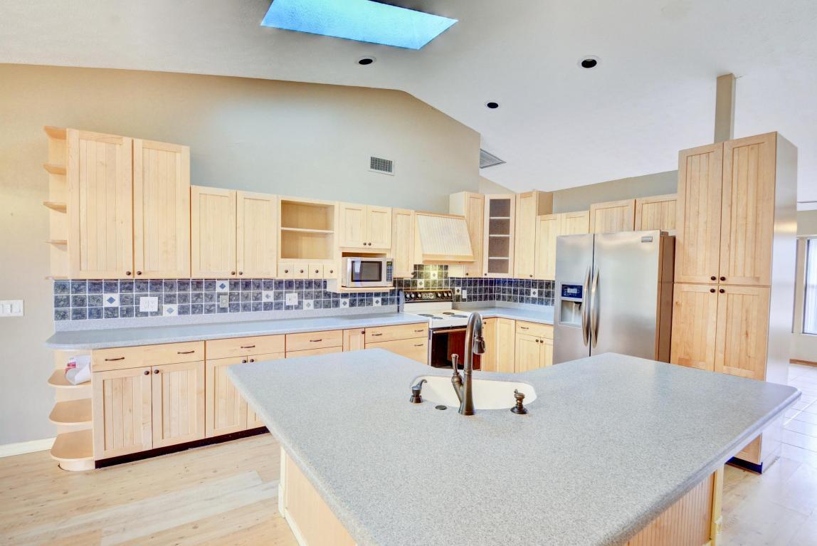 1672 Biddle Lane - Photo 1