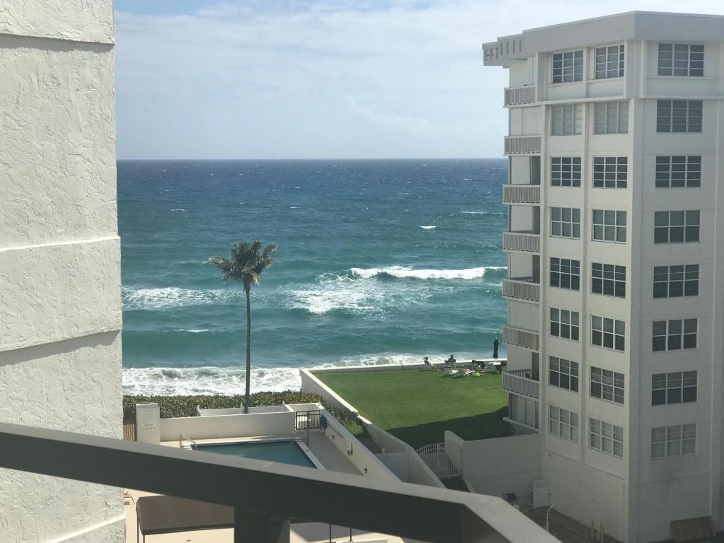 3560 Ocean Boulevard - Photo 1