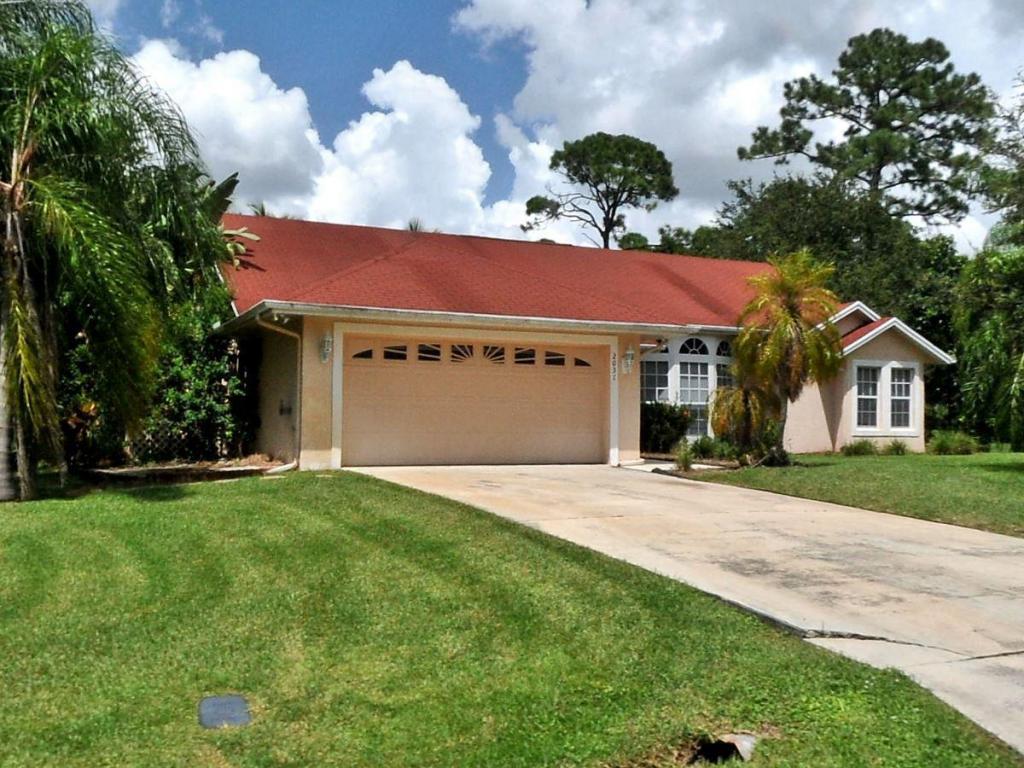 2031 Lance Avenue - Photo 1