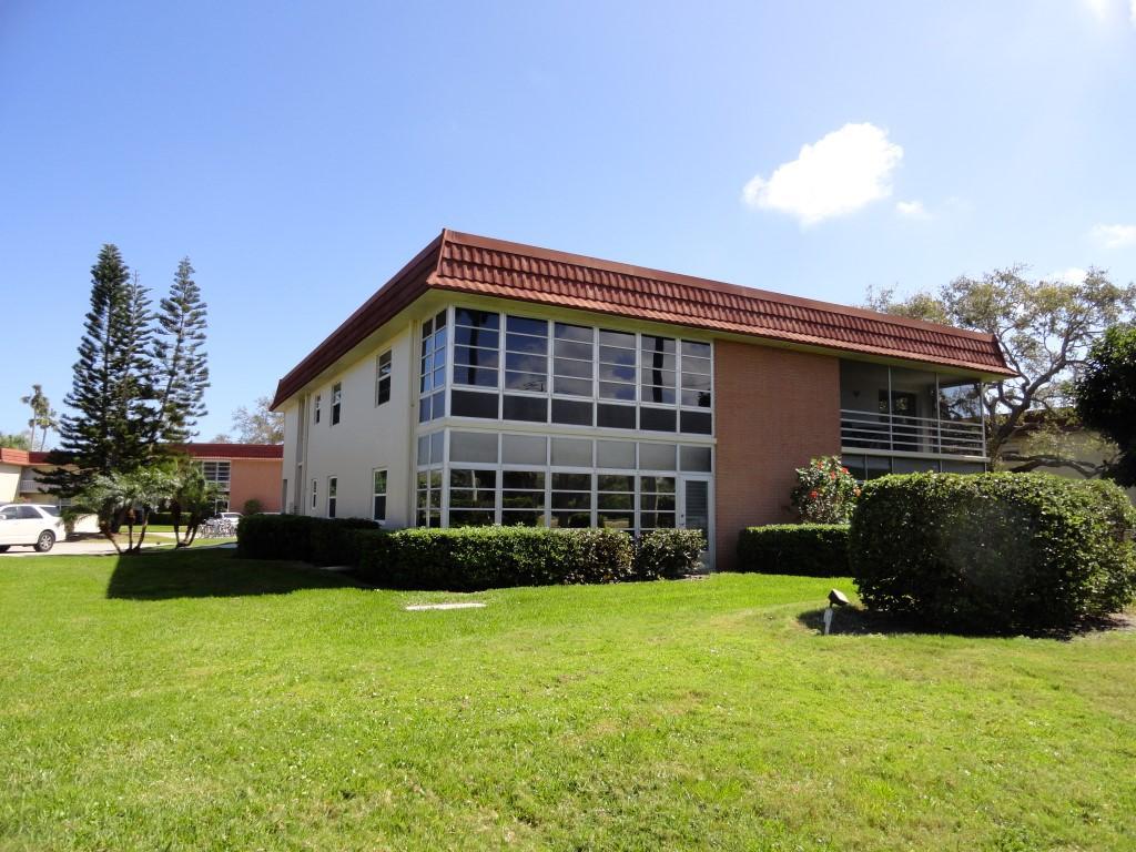 16 Vista Palm Lane - Photo 1