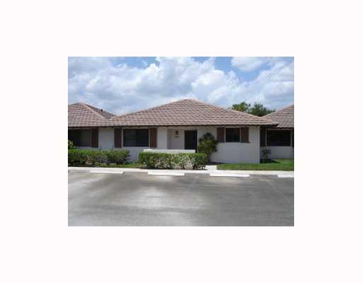 303 Club Drive - Photo 1