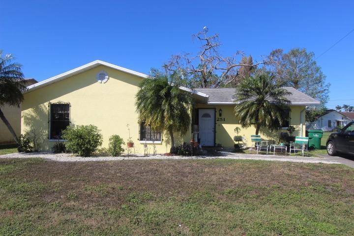 251 Begonia Drive - Photo 1