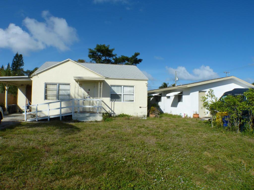 411 Mango Street - Photo 1