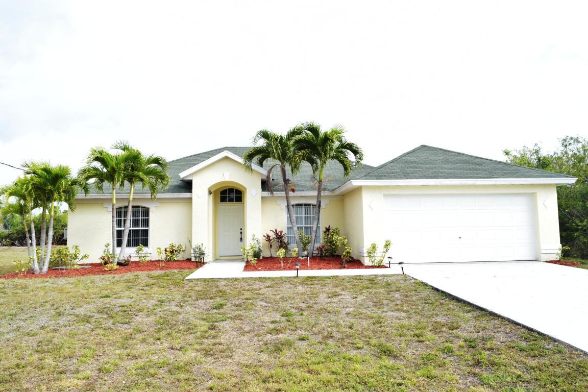555 Whitmore Drive - Photo 1