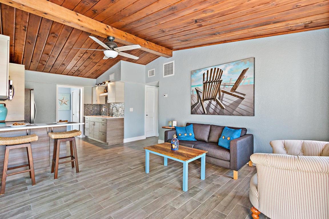 461 Jeffery Street - Photo 1