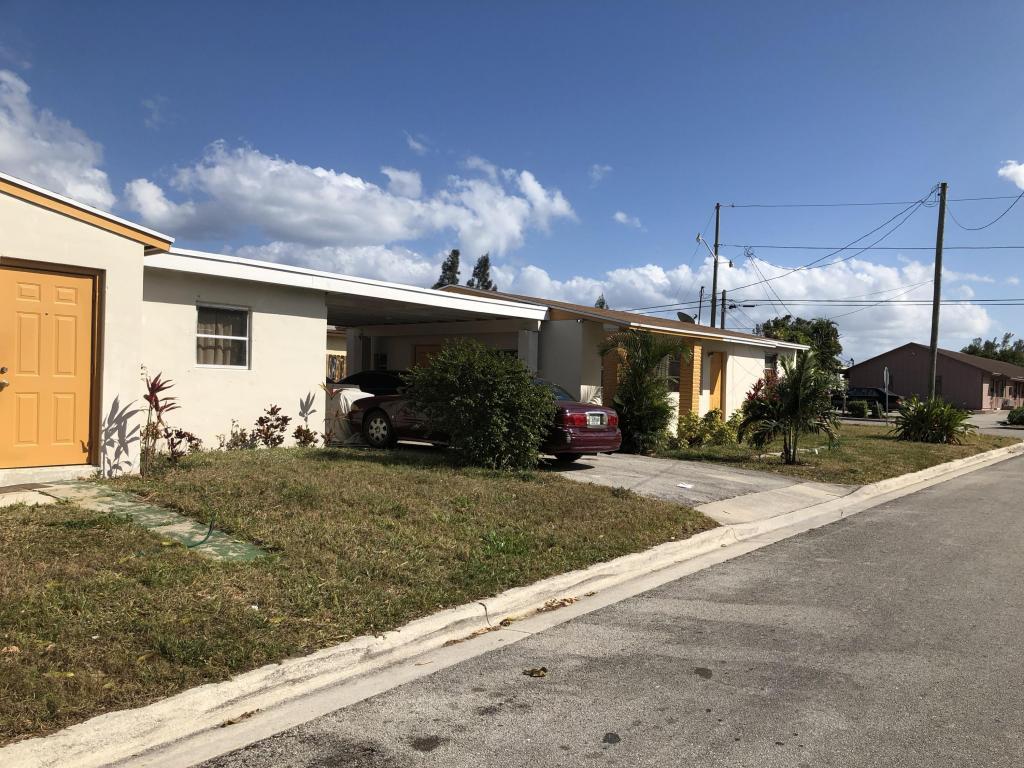1196 28th Street - Photo 1
