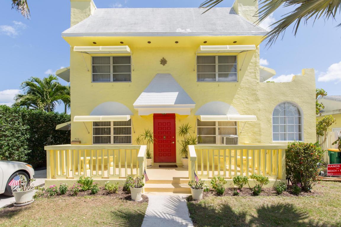 422 Lakeside Drive - Photo 1