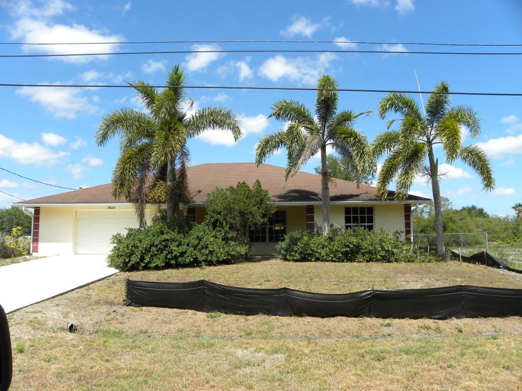 1425 Bougainvillea Avenue - Photo 1
