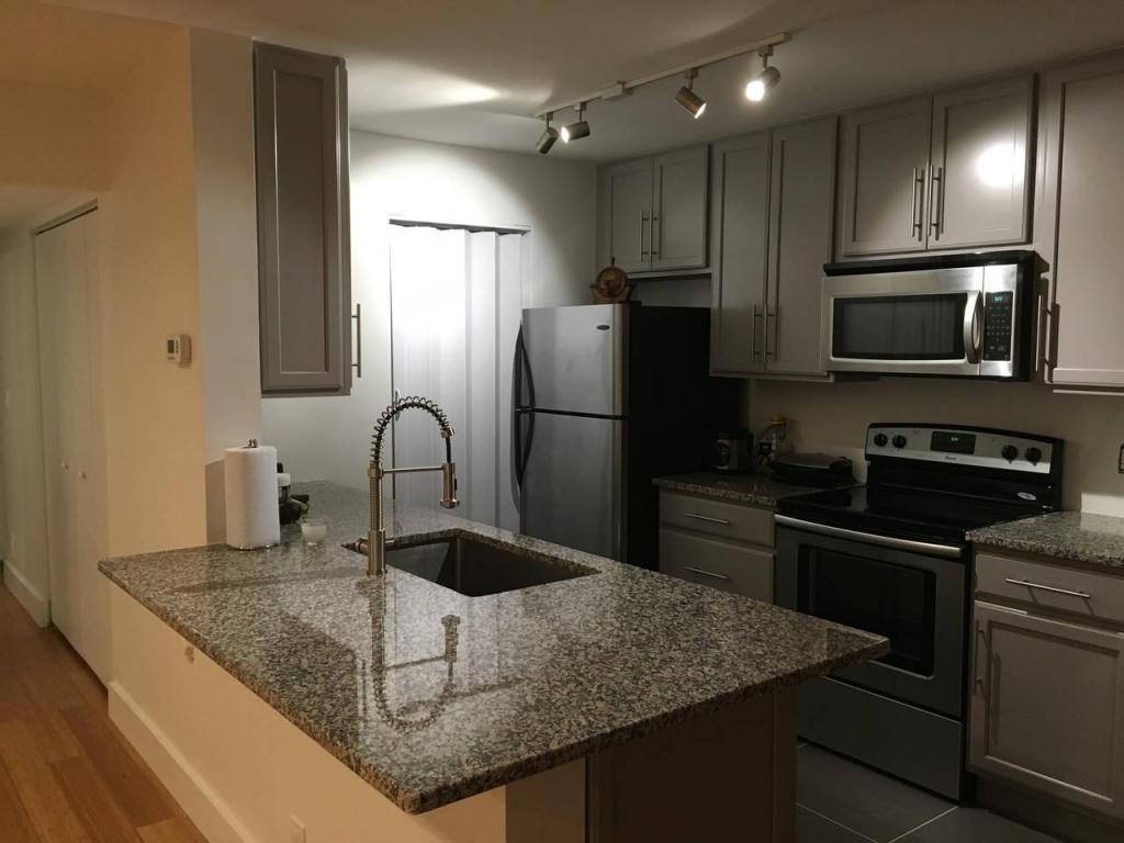 815 Boynton Beach Boulevard - Photo 1