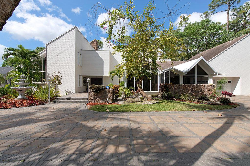 8711 Thousand Pines Drive - Photo 1