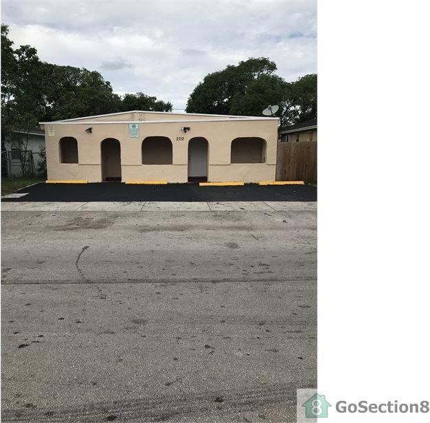 2712 14th Street - Photo 1