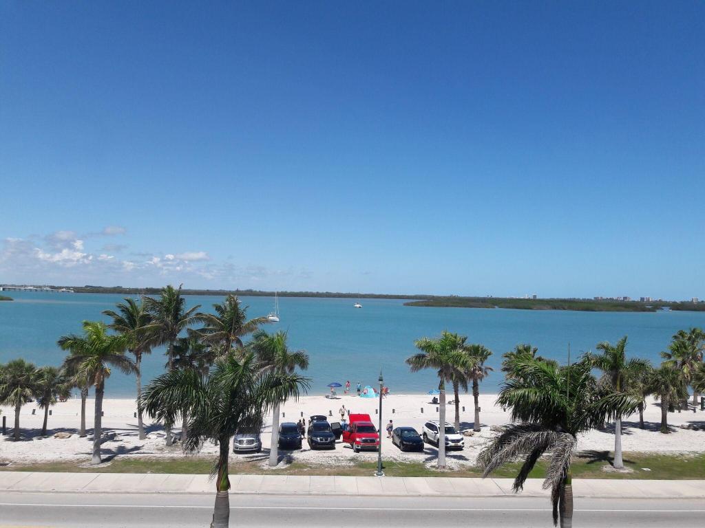 36 Harbour Isle Drive - Photo 1