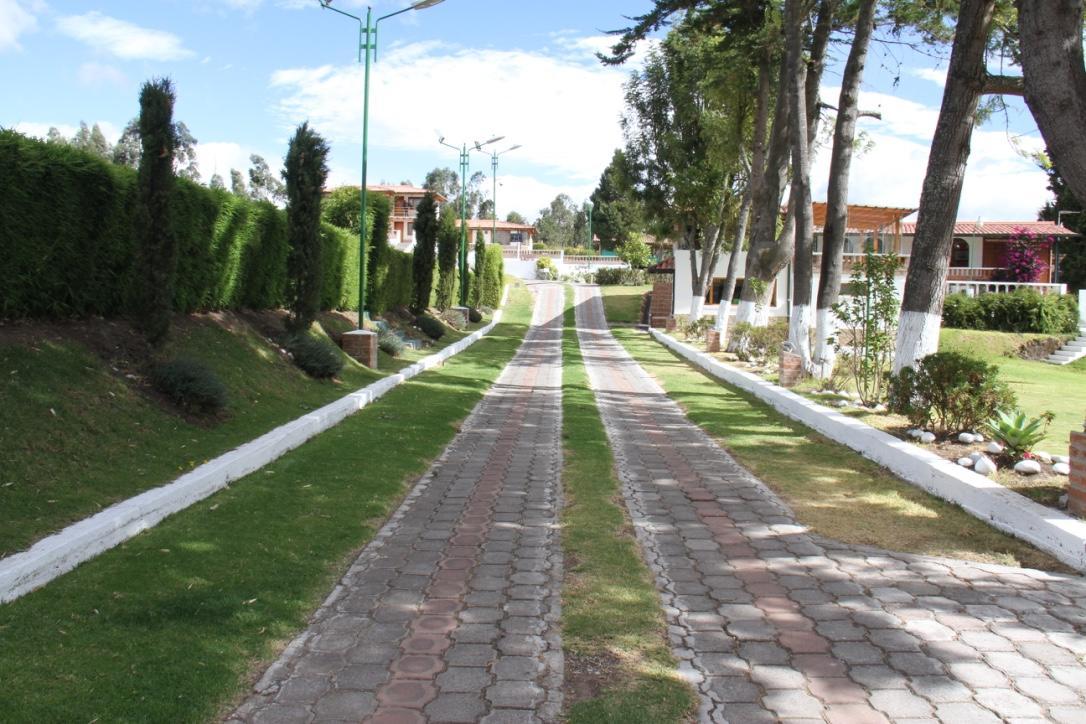 Via Pintag La Tola Quito Ecuad - Photo 1