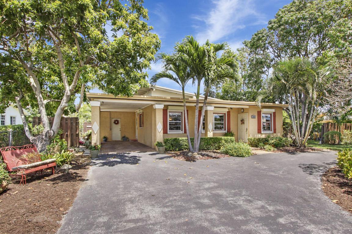 1707 Mango Circle - Photo 1