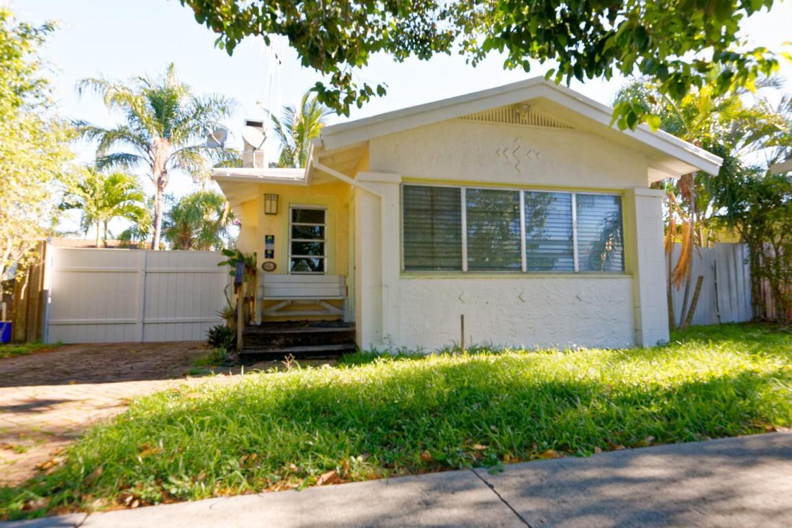 305 Walton Boulevard - Photo 1