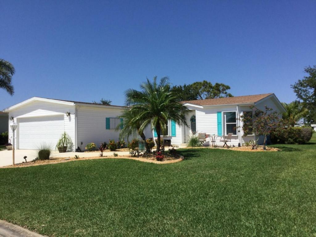 3417 Crabapple Drive - Photo 1