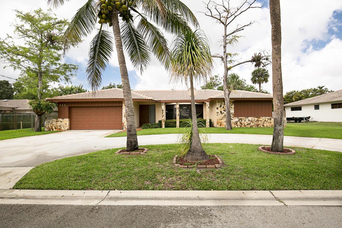 111 Palm Drive - Photo 1
